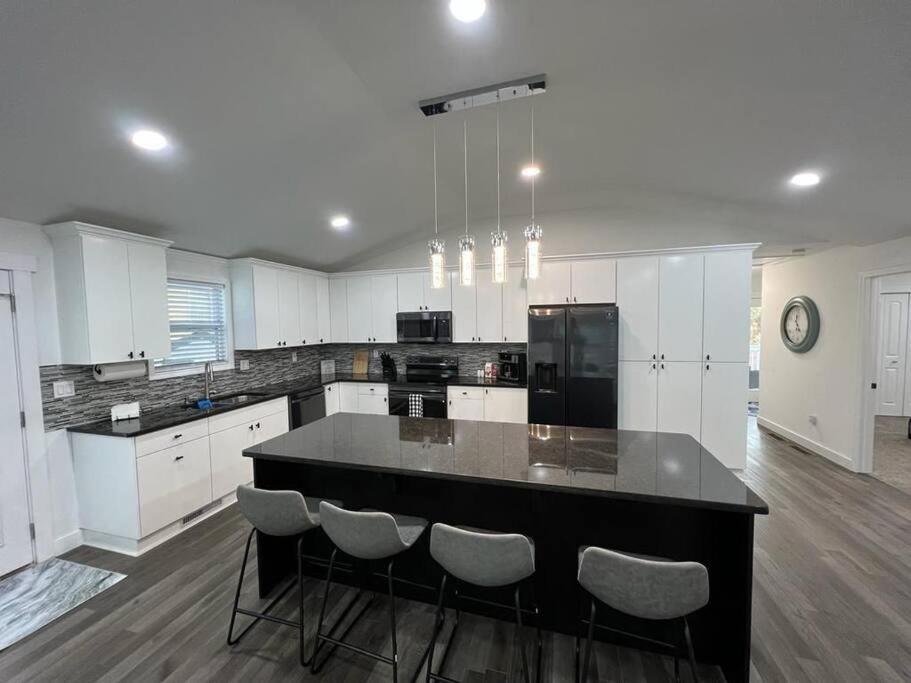 Modern Home At Colonial College Park Atlanta Exterior foto